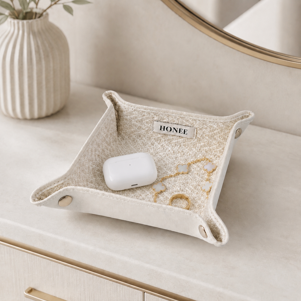Entryway tray